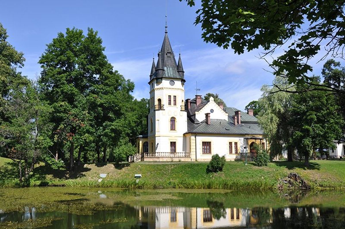 hotel, pałac